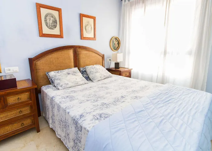 Alfonso Reyes Apartment - Malaga Harbour